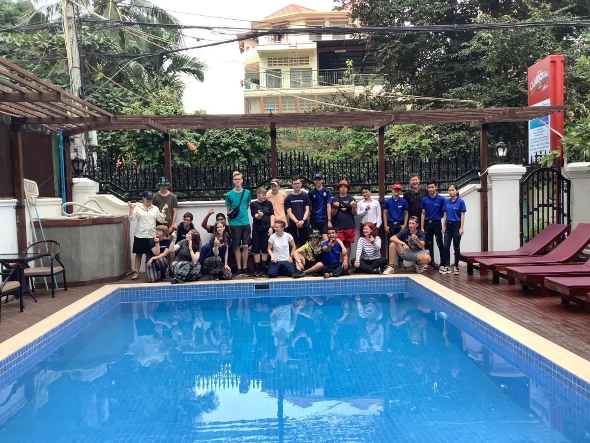 Poolside Villa Phnom Penh Exteriör bild